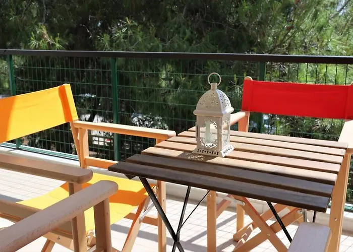 Το Σπίτι Δίπλα Στη Θάλασσα / The House By The Sea